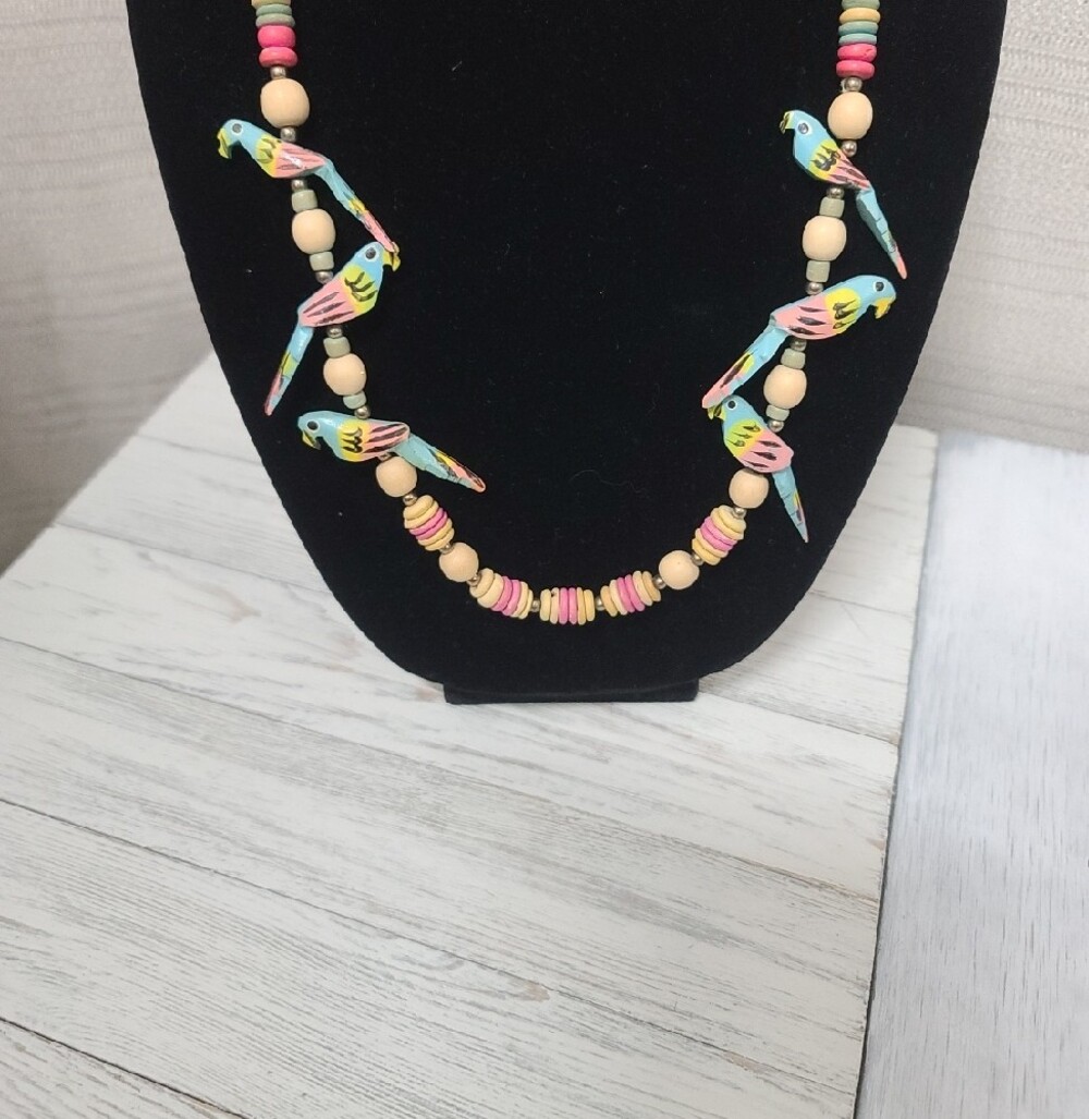Parrot Bead Necklace Vintage Multicolor Carved Wood, Wear At Margaritaville! Euc - Picture 5 of 8